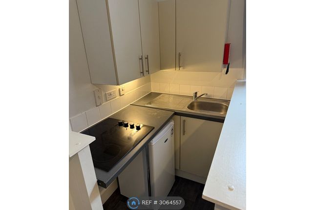 Flat, Howard Road, Southampton photo 5