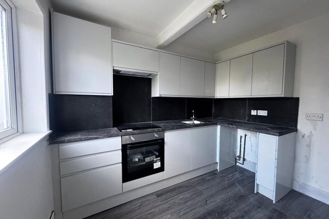89, Elliman Avenue, Slough photo 3