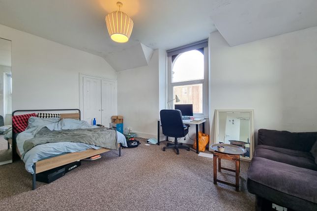 End terrace house for sale in Bryn Y Mor Crescent, Swansea, City And County Of Swansea.