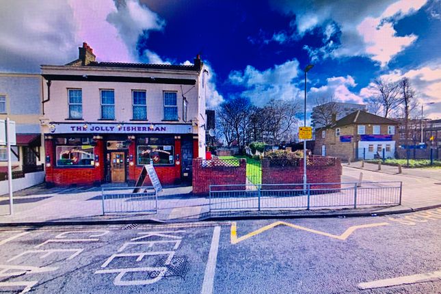 Light industrial to let in North Street, Barking, Essex