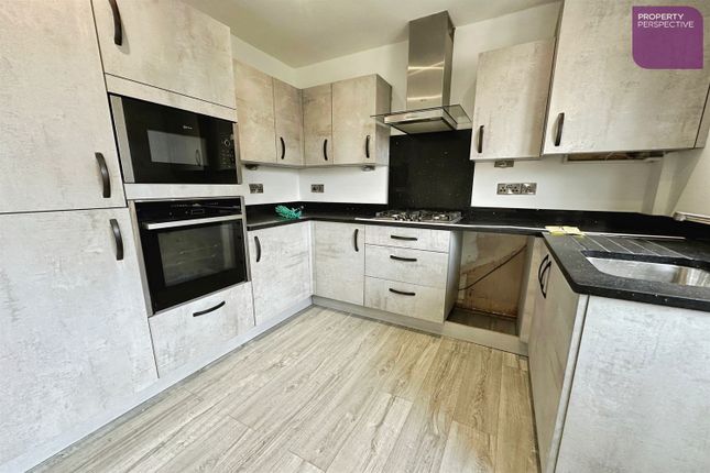 12, Byron Street, Macclesfield photo 4