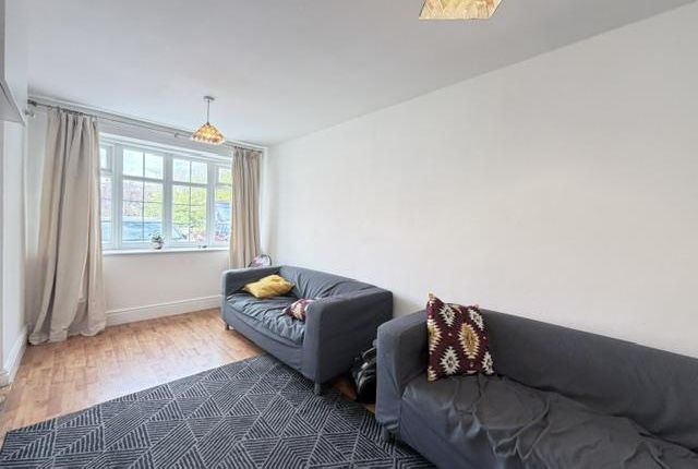 20, Hawthorn Close, Birmingham photo 3