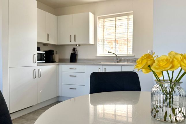 Flat 7,Denny House, 2 Worrall Drive, Wouldham photo 3