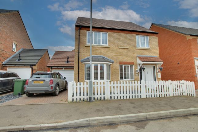 Thumbnail Detached house for sale in Bluebell Way, March