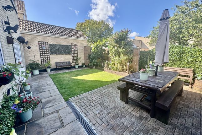 3, Westmorland Rise, Peterlee photo 3
