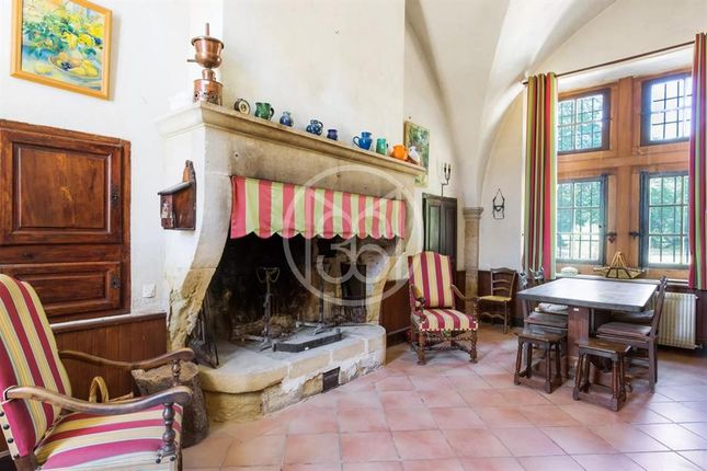 Property for sale in Aigues-Mortes, 30470, France, Languedoc-Roussillon, Aigues-Mortes, 30470, France