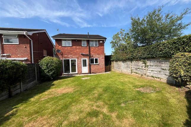 17, Millbank Drive, Cheshire photo 2