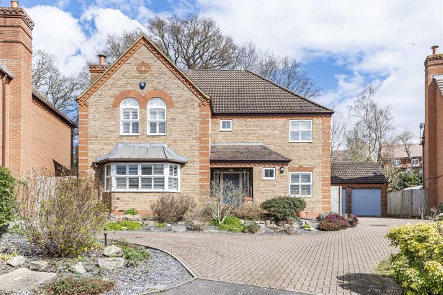 Thumbnail Detached house for sale in Weardale Close, Reading