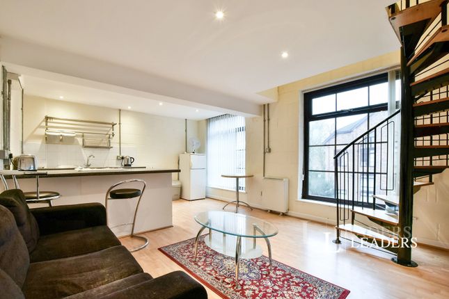 Flat 30, Crystal House, Manchester photo 3