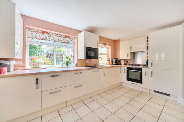 18, Withers Close, Oakham photo 4