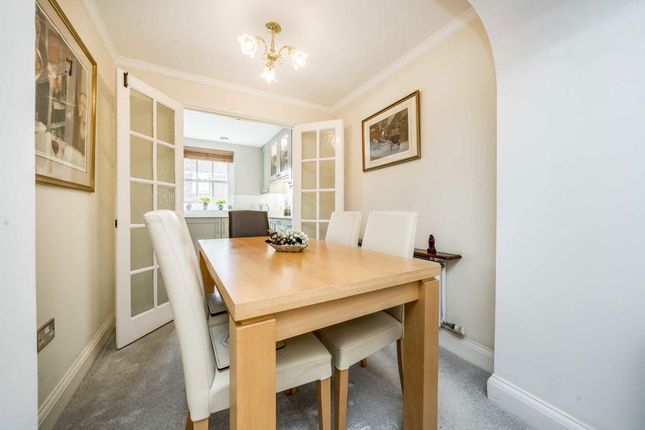38A, The Butts, Brentford photo 4