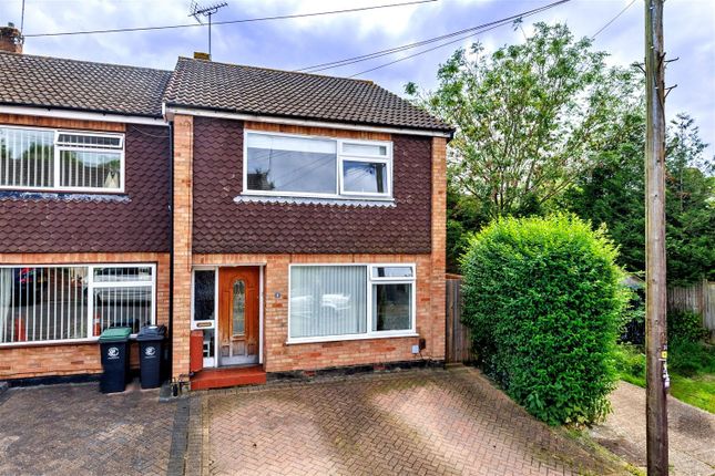 Thumbnail Semi-detached house for sale in Crossing Road, Epping