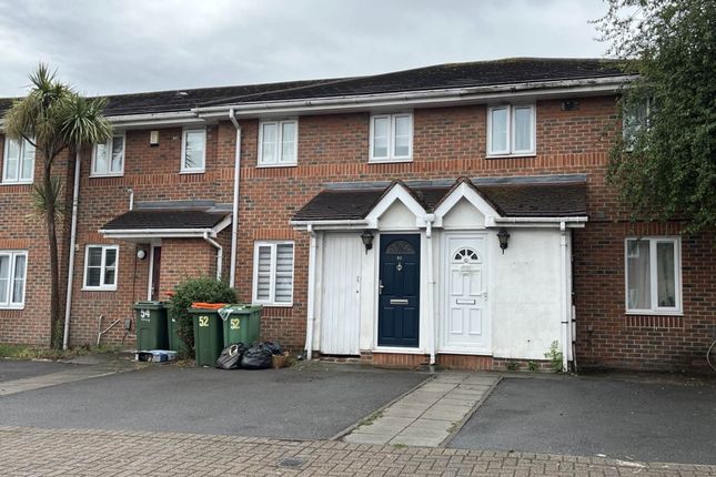 3-bed house on 52, Peridot Street, London, £2,100/mo