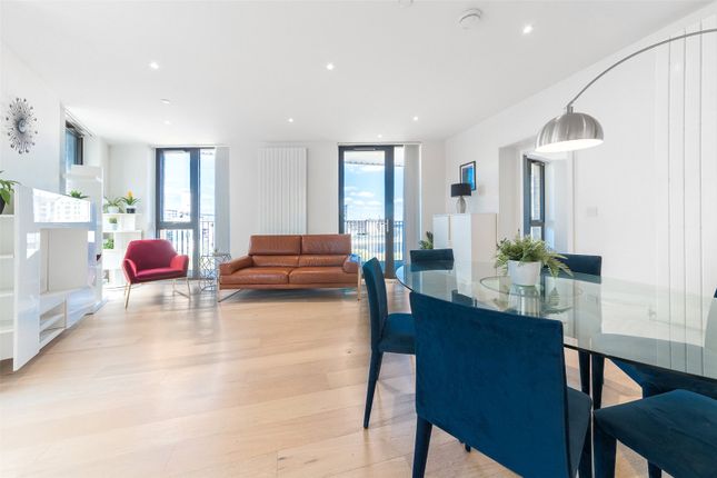 Thumbnail Flat for sale in Mercier Court, 3 Starboard Way, Royal Wharf, London