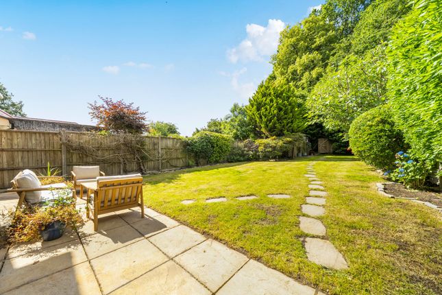 58, Brox Road, Surrey photo 4