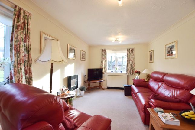 Flat for sale in Bowes Lyon Court, Low Fell