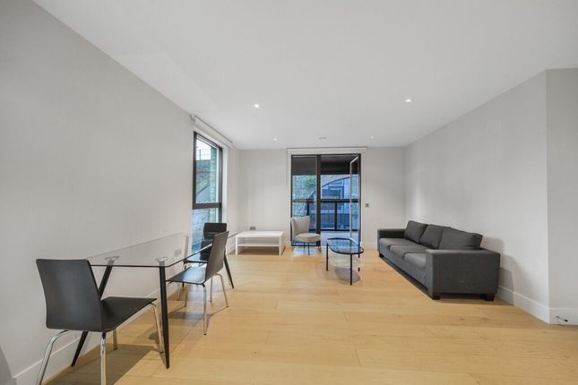 Flat for sale in Patcham Terrace, London