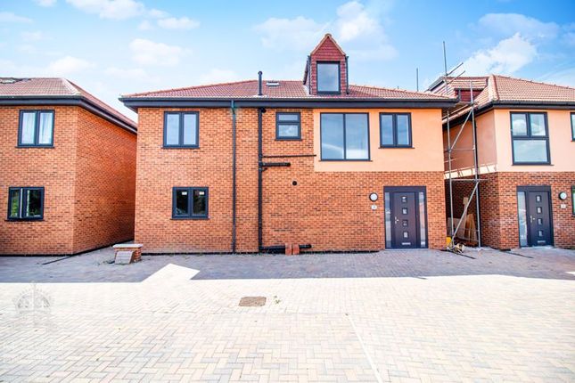 Thumbnail Detached house for sale in Station Approach, Canvey Island