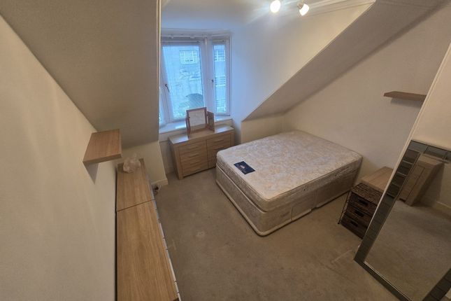South Mount Street, Top Floor,  AB25, Aberdeen photo 5
