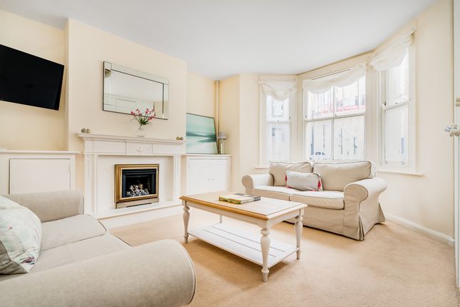 Thumbnail Flat for sale in Upcerne Road, Chelsea