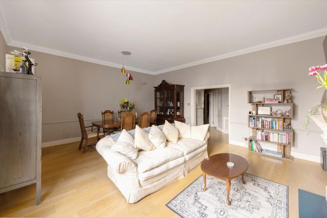 Thumbnail Flat to rent in Inverness Terrace, Bayswater, London W2.