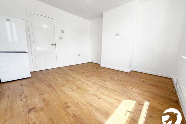 28, St. Pauls Street, Kent photo 4