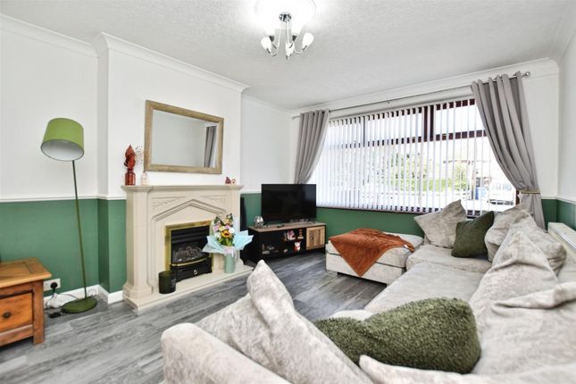 17, Roslyn Crescent, Hull photo 4