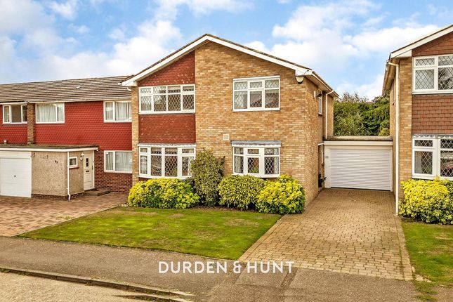 39 Woolhampton Way, Chigwell photo 2