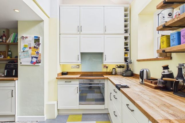 9, Palmer Street, South Petherton photo 4