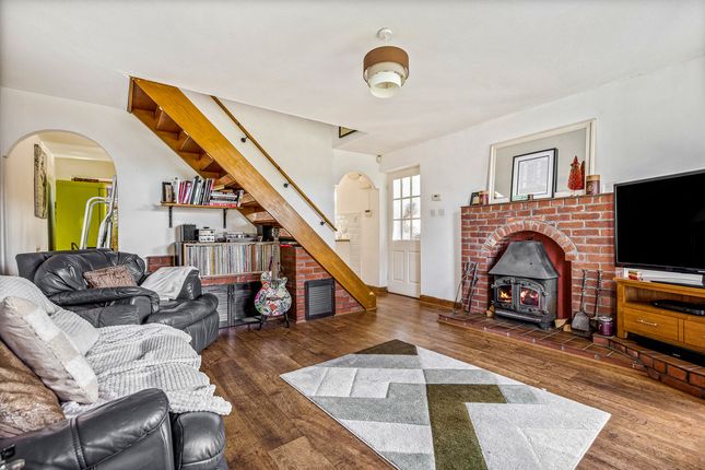 2, Hall Close, Blackfordby photo 3