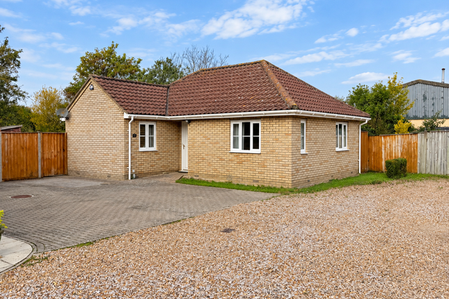 2-bed bungalow on Mereside, Ely, £220,000