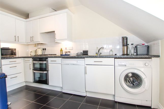 69, Exbury Court, Lymington photo 4