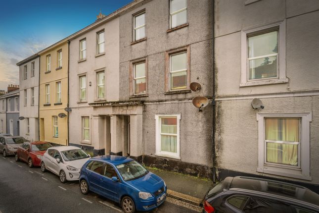 2-bed flat on Ground Floor Flat, 31, Clifton Place, Plymouth, £125,000