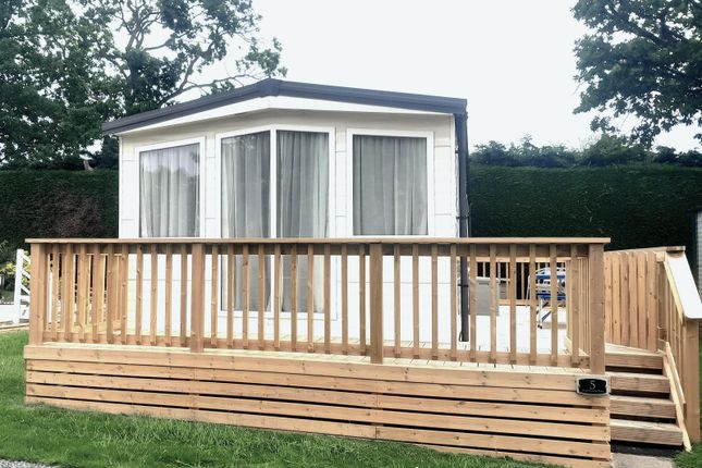 2-bed caravan on 5 Haighfield Park, Blackmoor Lane, Bardsey, Leeds, Blackmoor Lane, Bardsey, Leeds, Leeds, £36,950