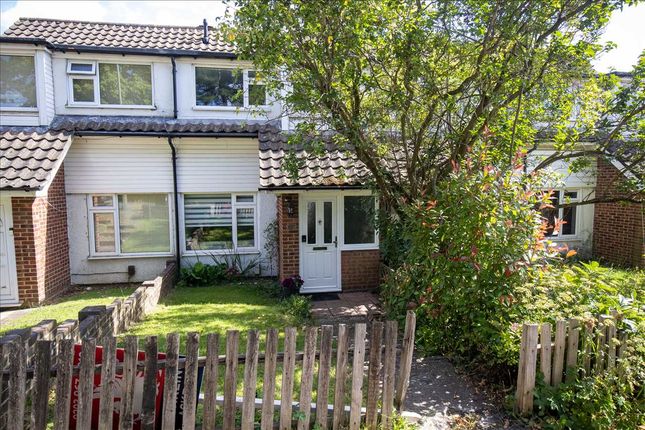 Thumbnail Terraced house for sale in Coulsdon Road, Caterham