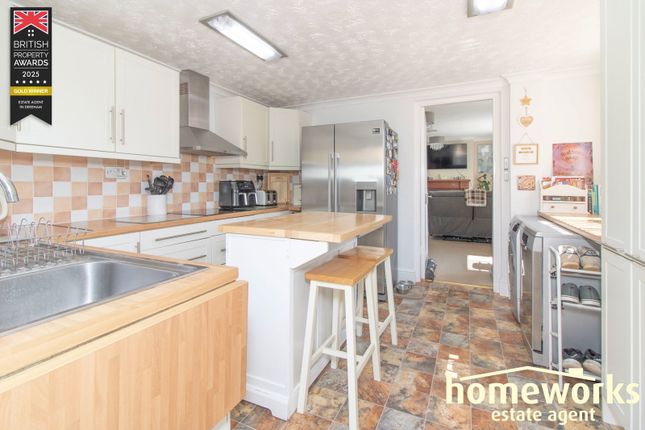 92, Greengate, Dereham photo 4