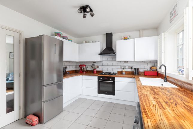 Semi-detached house for sale in Hardy Way, Fairfield