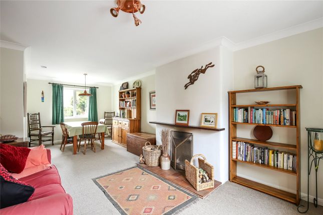 9, Elm Close, Salisbury photo 2