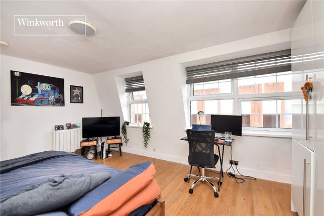 Flat 7, Royal Crest House 22-26,, Upper Mulgrave Road, Sutton photo 2