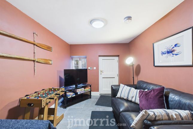 Games/Television Room/Snug