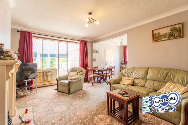 115, High Moor Crescent, Leeds photo 2