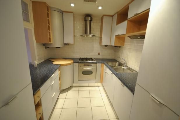 2 bed flat to rent in Hopkinson Court, Walls Avenue, Chester CH1