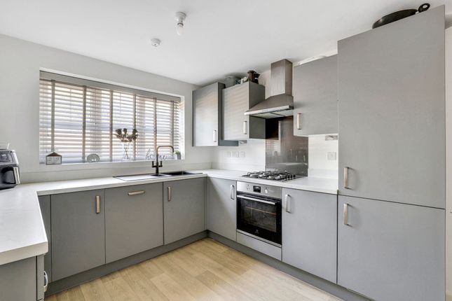 30 Stag Drive, Nottingham photo 2