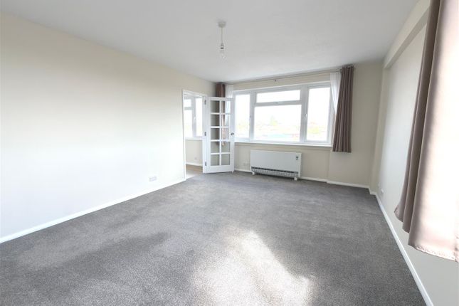 18 Stockwell Court, Gower Road, Haywards Heath photo 4