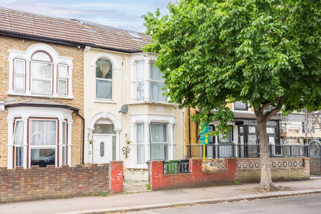 Thumbnail Flat for sale in Copeland Road, Walthamstow, London