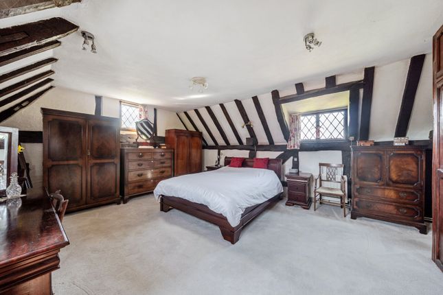 Corner Cottage,, Send Marsh Road, Woking photo 4