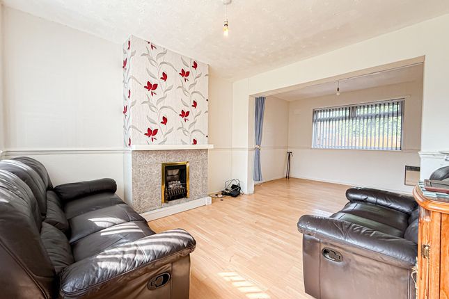 1 Jones Farm Road, Liverpool photo 3