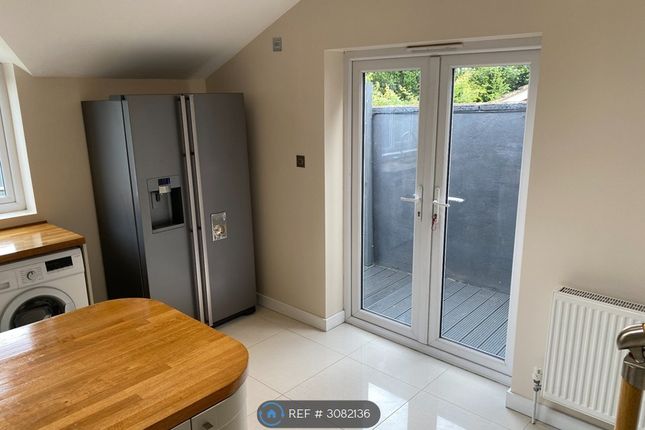 Haywards Heath photo 3