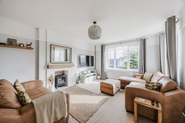 2 Dowding Road, Thetford photo 2