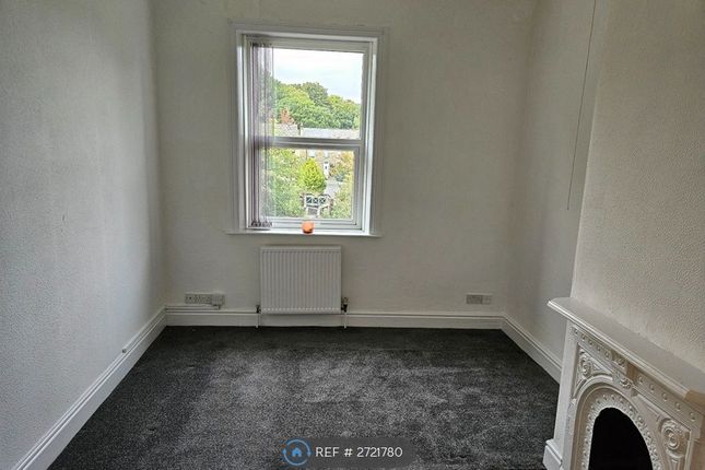 Lockwood, Huddersfield photo 4
